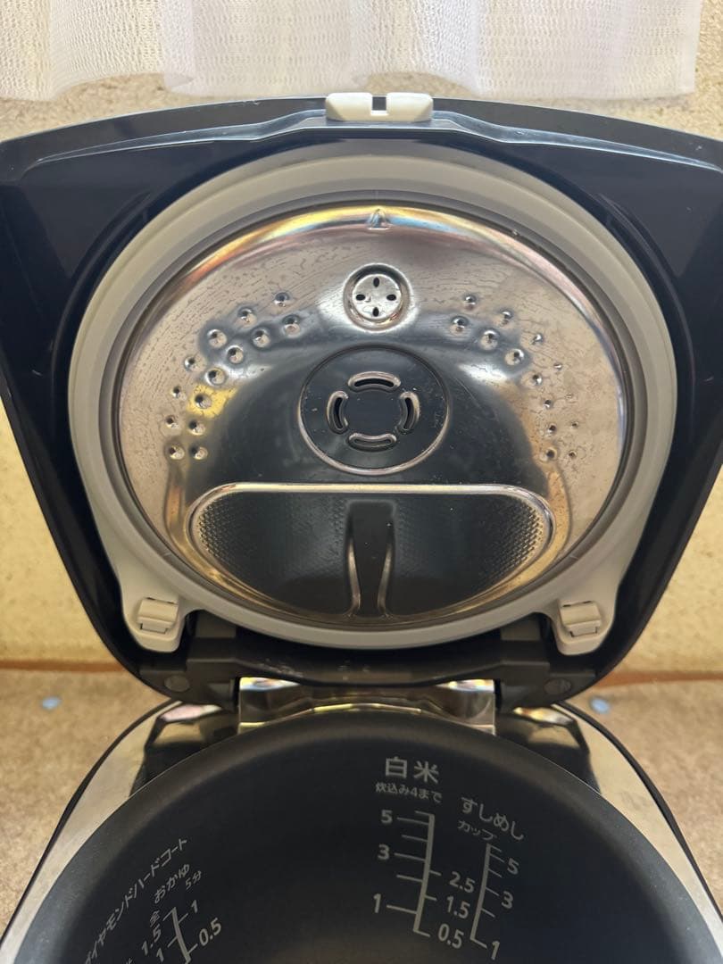 パナソニック 炊飯器 5.5合 スチームIH式 D竈釜 ブラックSR-SZ100