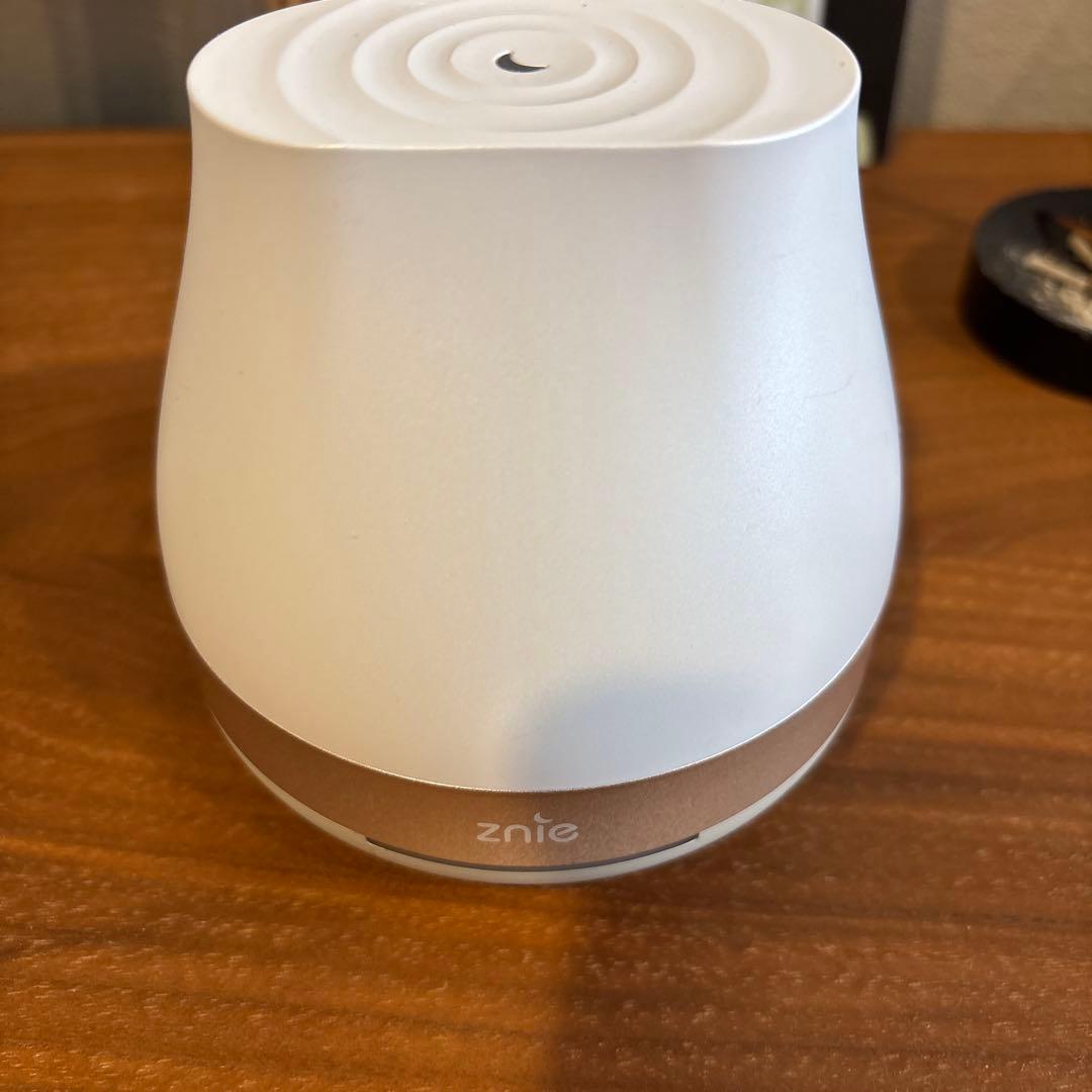 Znie Lite 脳波を整えるスリープテック