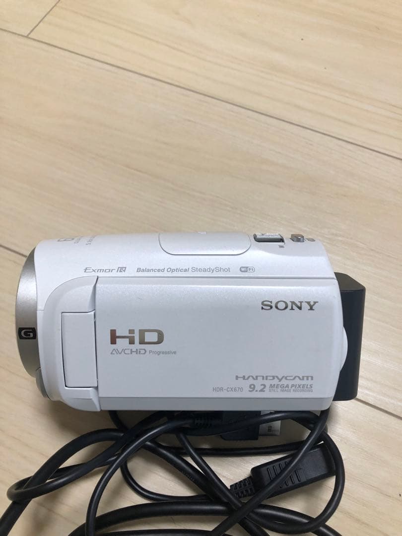 ソニー ハンディカム　SONY HDR-CX670　ホワイト　白