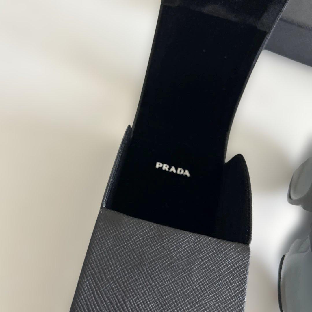プラダPRADA サングラス　ブラック　マット