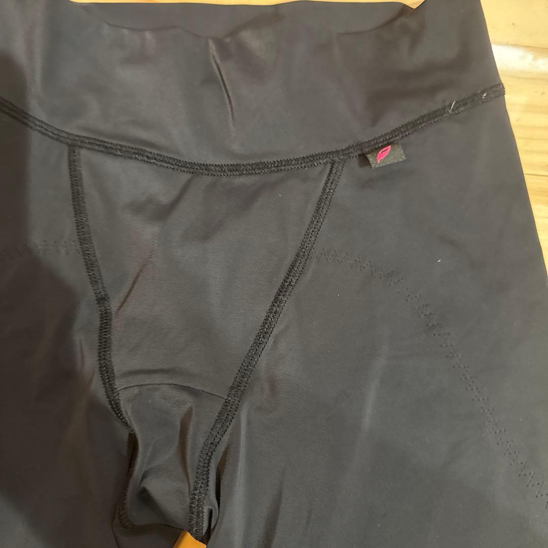 グランドイーワンズ　ララスポーツ　スパッツ