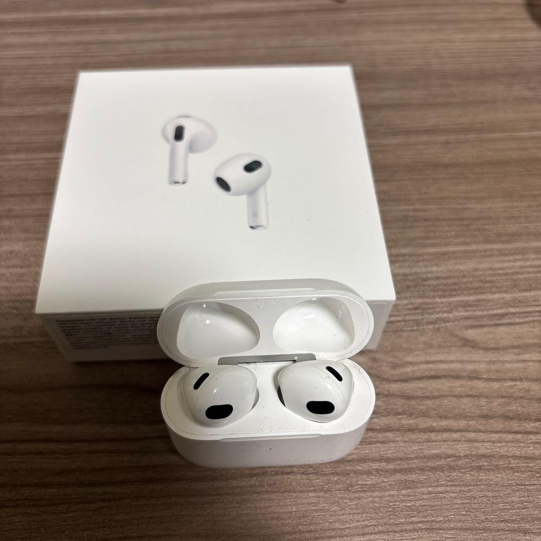 Apple AirPods (第3世代) ホワイト