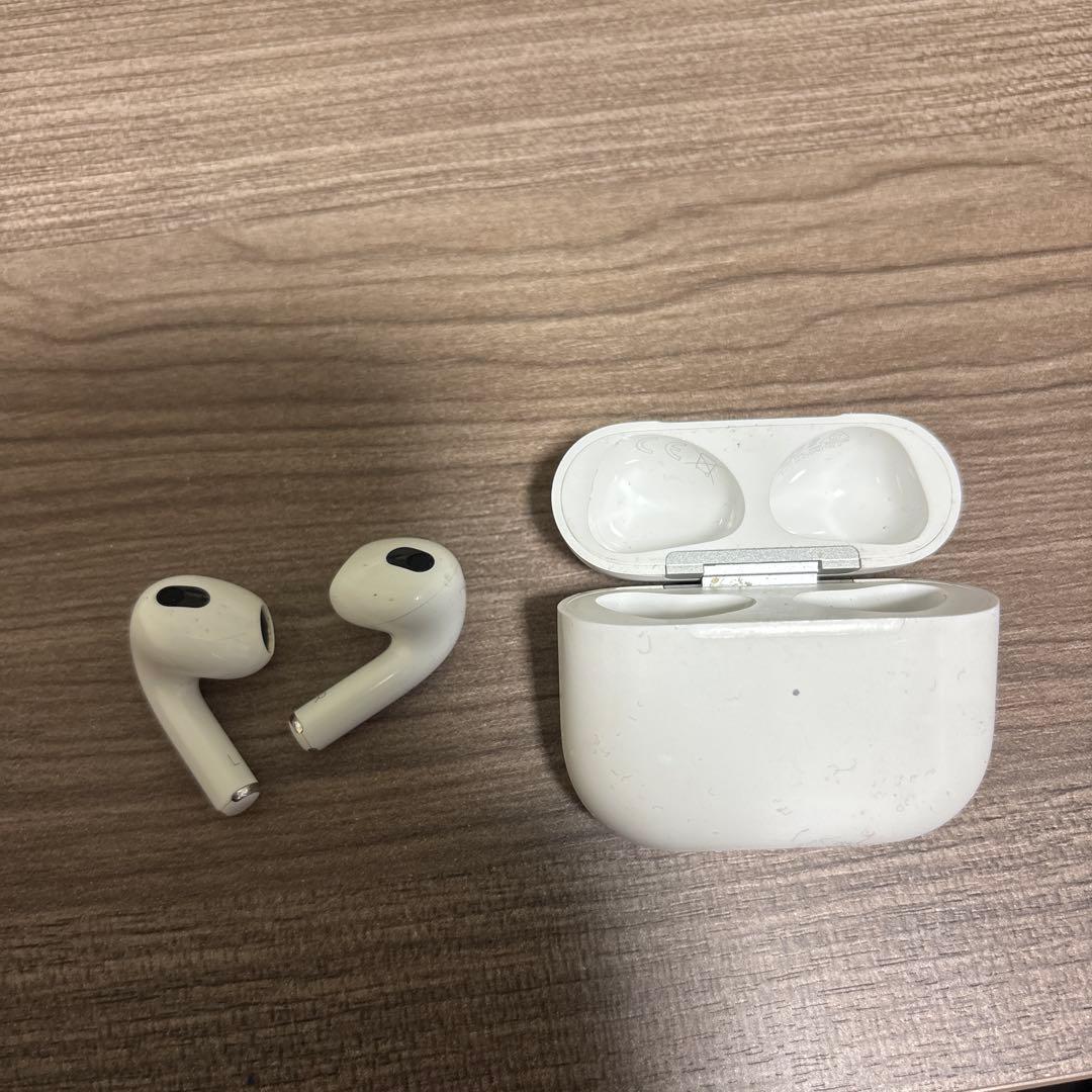 Apple AirPods (第3世代) ホワイト