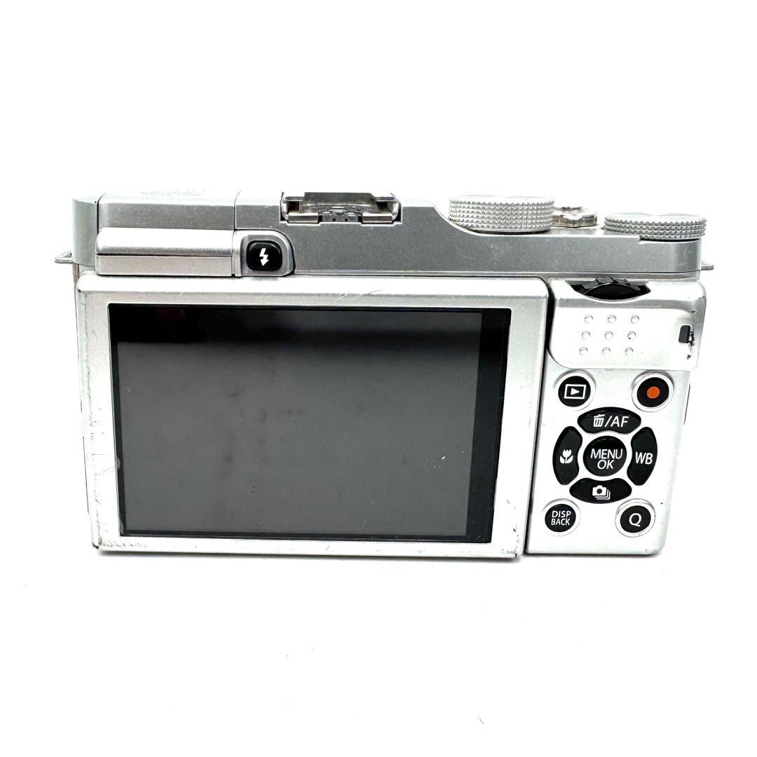 デジタルカメラ k.w tonton