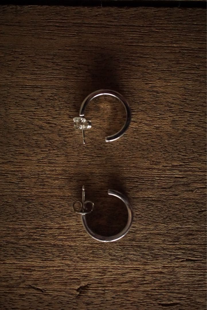 メゾンマルジェラ MM6 カレンダー シルバー フープピアス MARGIELA