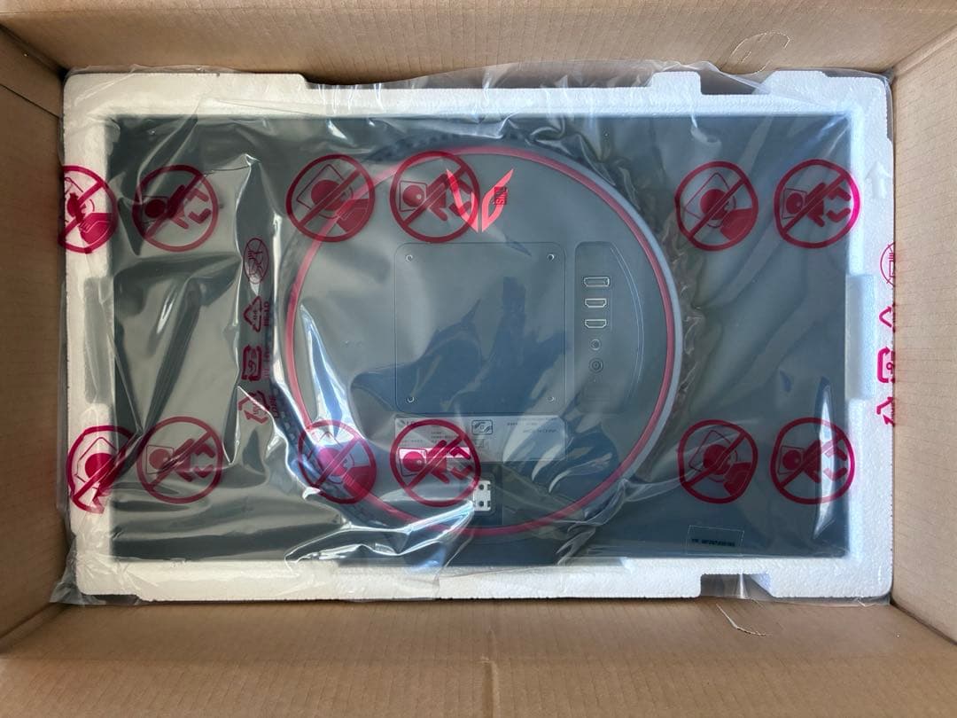 LG モニター　UltraGear 24GN600