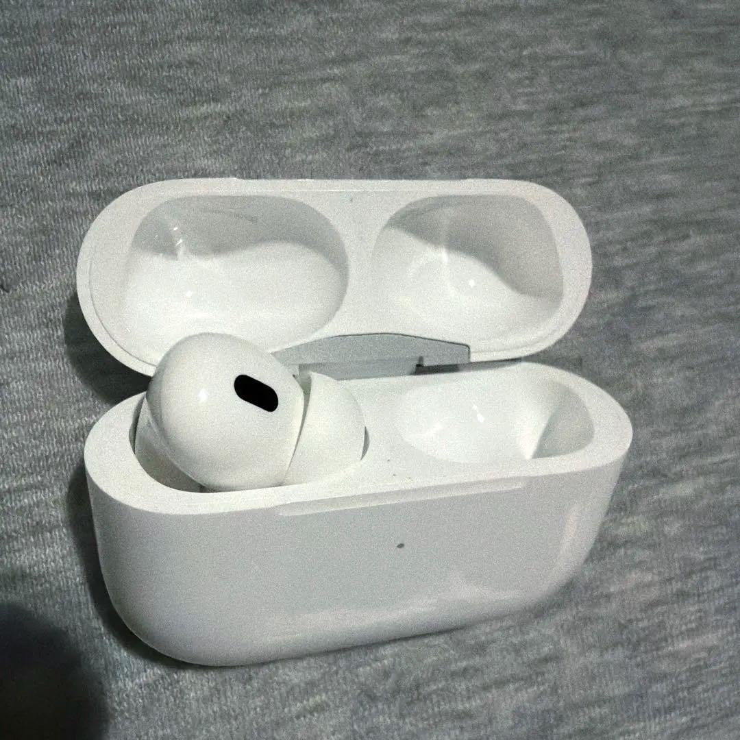 AirPodsPro2 ケースと左耳 純正 箱あり