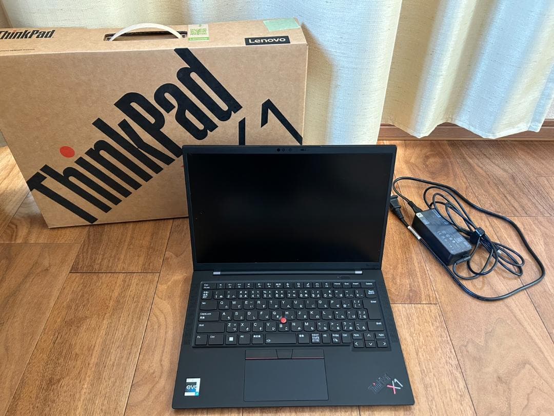 ThinkPad X1 Carbon Gen10【米沢生産モデル】
