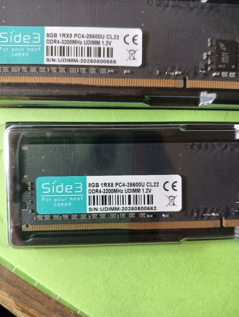 Side3 DDR4 3200MHz 8GB 2枚 合計 16GBメモリー