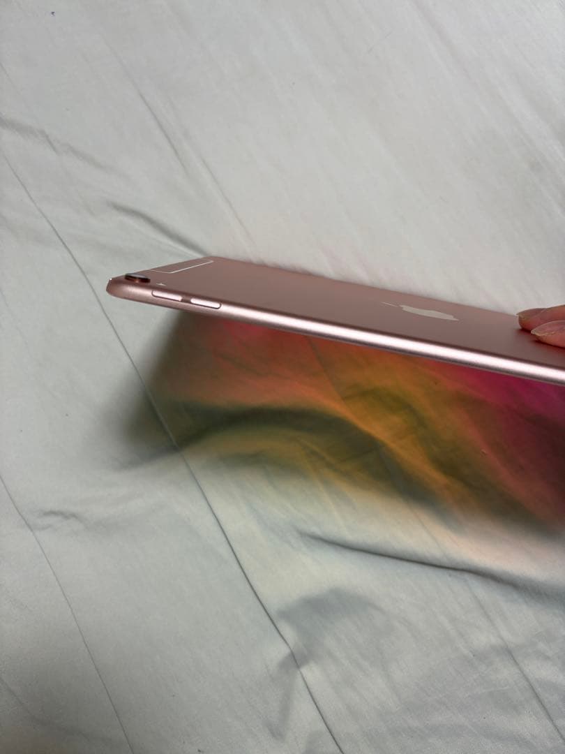 Apple iPad pro 10.5 64gb バテッリー容量100%