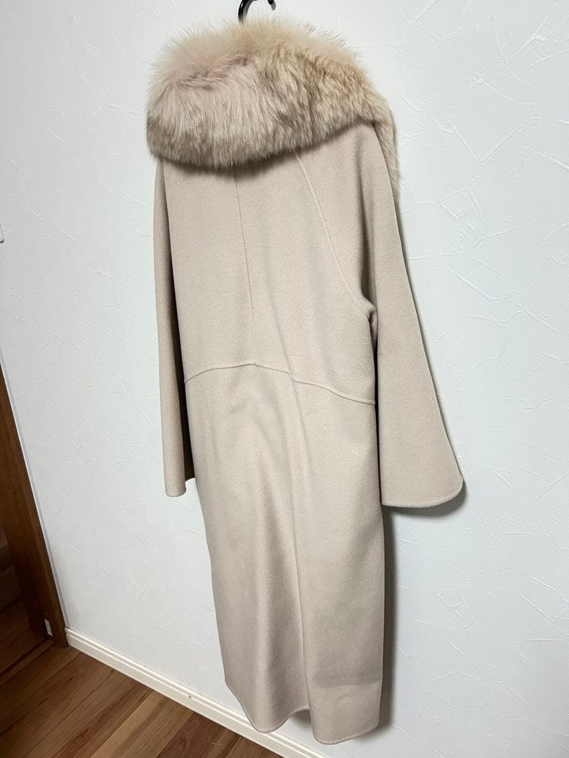 お値下げしました♡ セブンフェアリー　ベージュ ファー襟 ロングコート