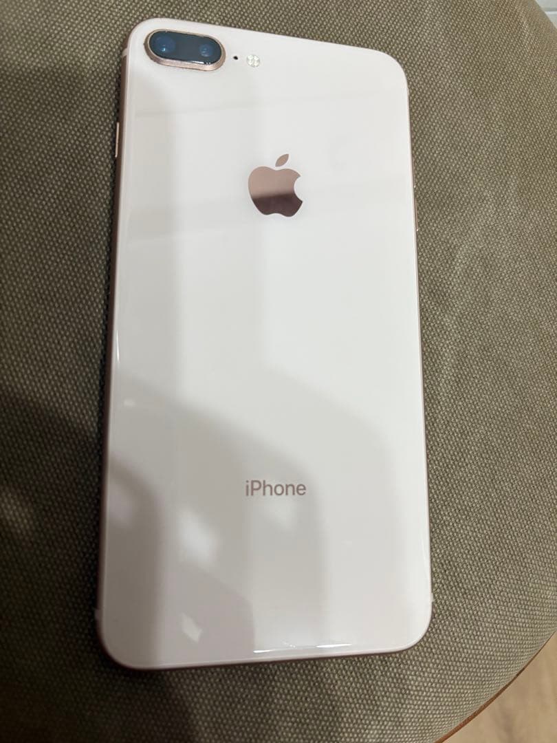 iPhone 8Plus 64G SIMフリー ピンクゴールド 本体