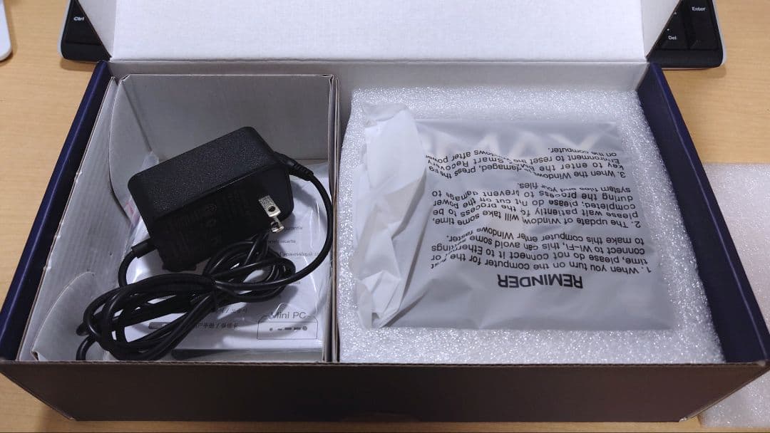 【ほぼ未使用】BMAX ミニPC win11 2.5GHz 8GB 256GB