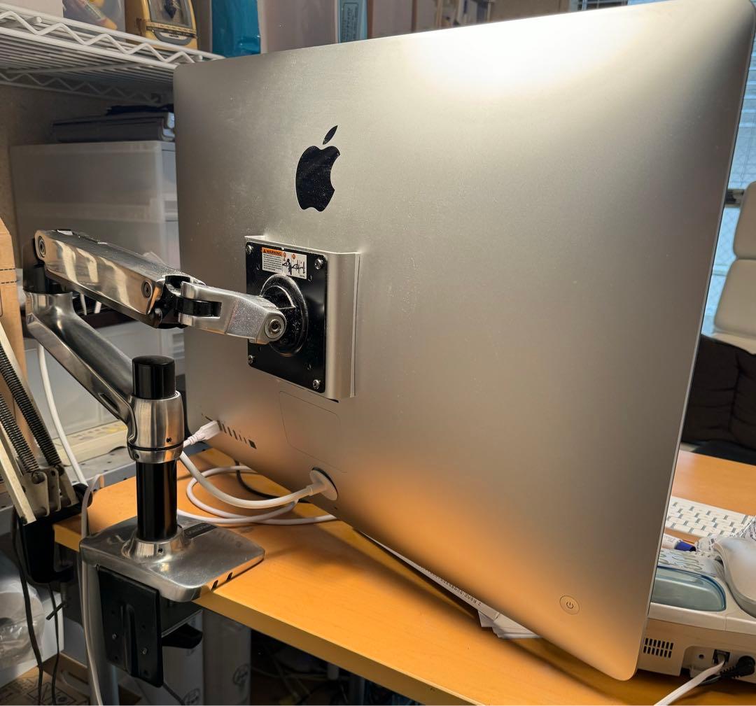 iMac 27インチ　2017 5K vesa エルゴトロンモニターアーム付き