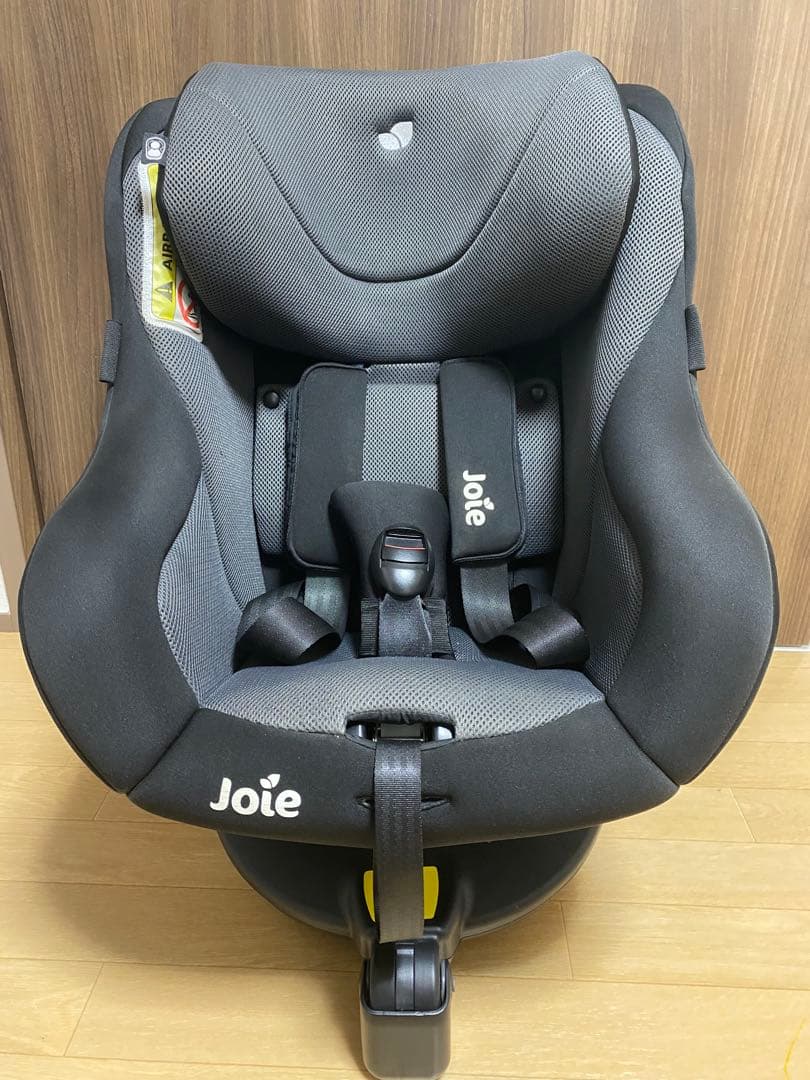 Joie 車用チャイルドシート　Ark360° ISOFIX ブラック