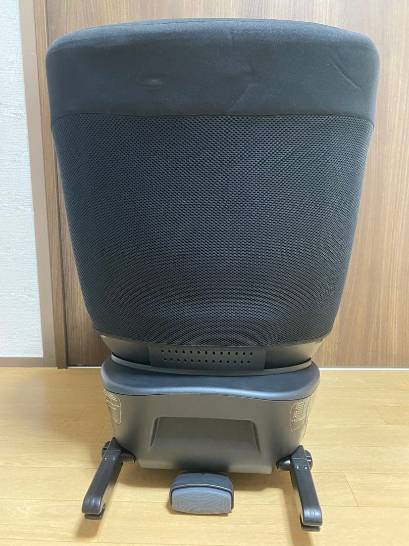 Joie 車用チャイルドシート　Ark360° ISOFIX ブラック