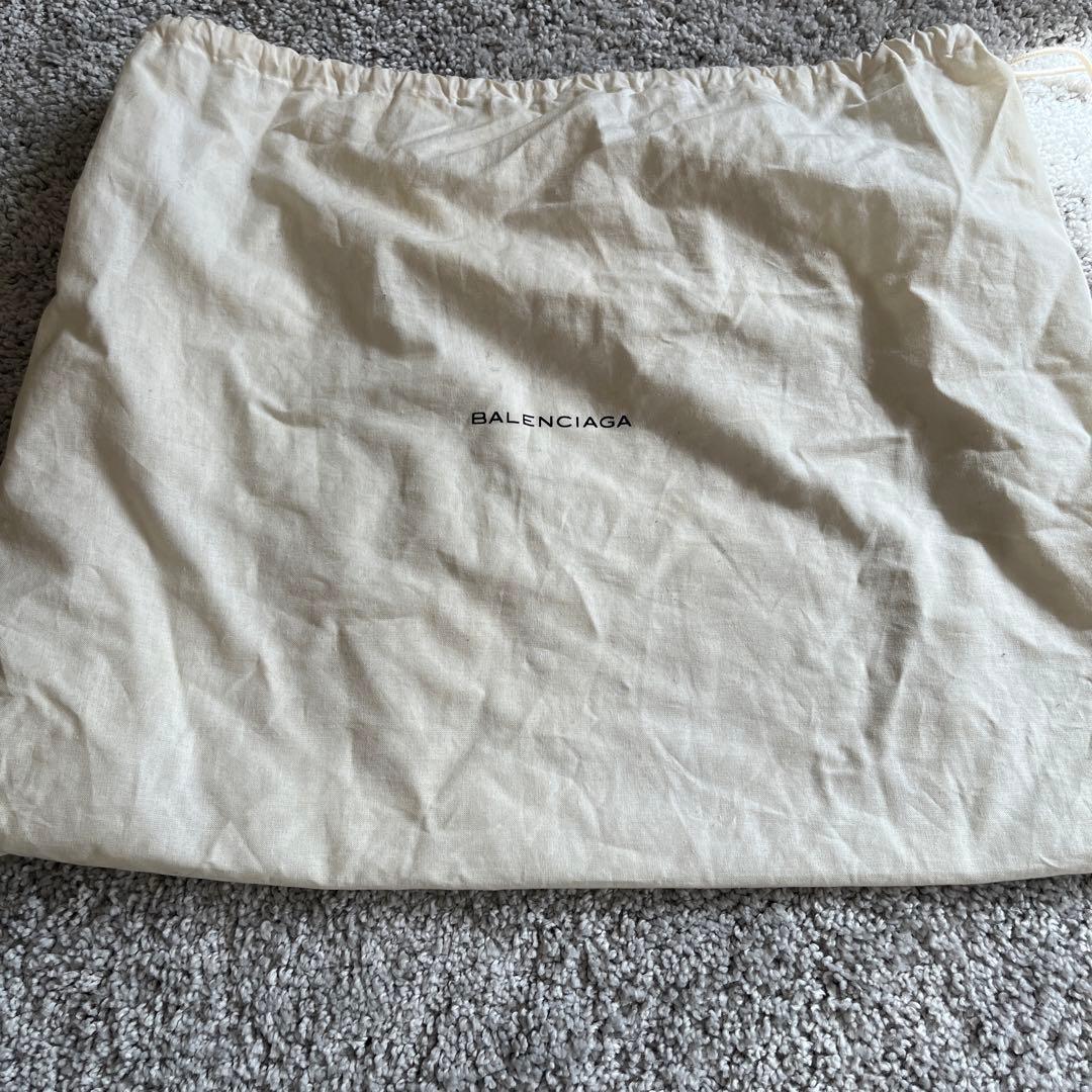 バレンシアガベージュ レザー ハンドバッグ