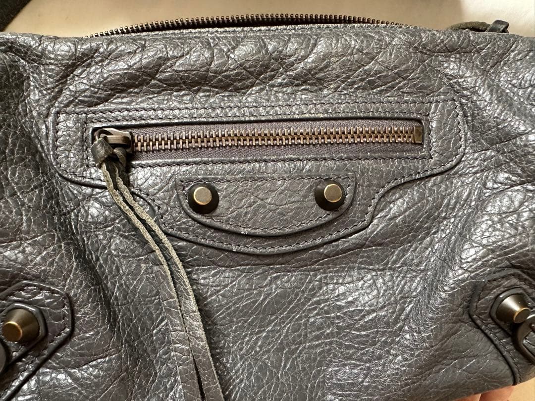 バレンシアガ バッグ　ショルダーバッグ