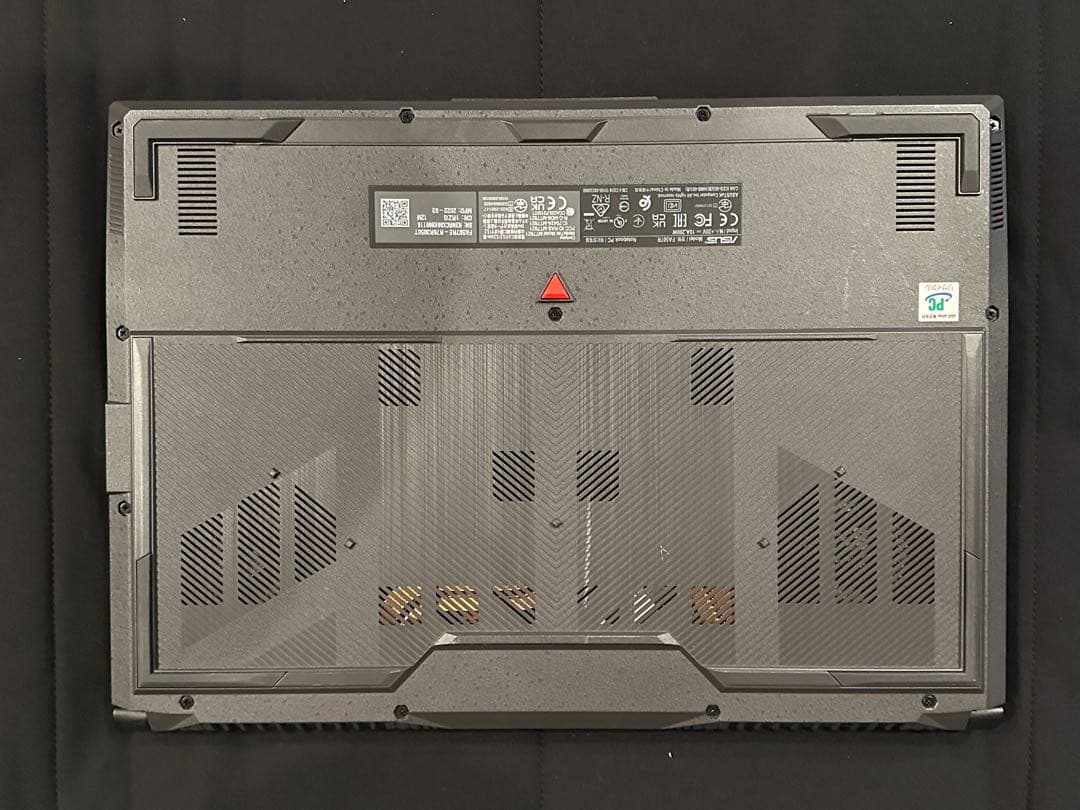 ASUS ゲーミングノート TUF Gaming A15 FA507RE