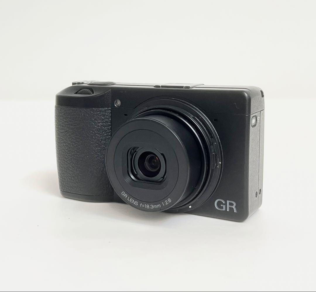 RICOH GR Ⅲ【大晦日、元旦のみ出品と大値引き】