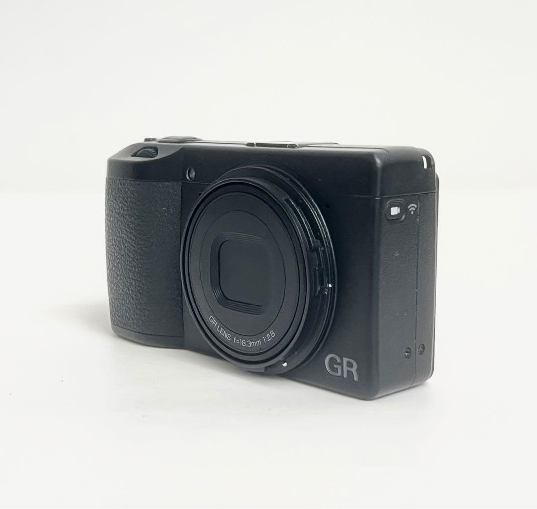 RICOH GR Ⅲ【大晦日、元旦のみ出品と大値引き】