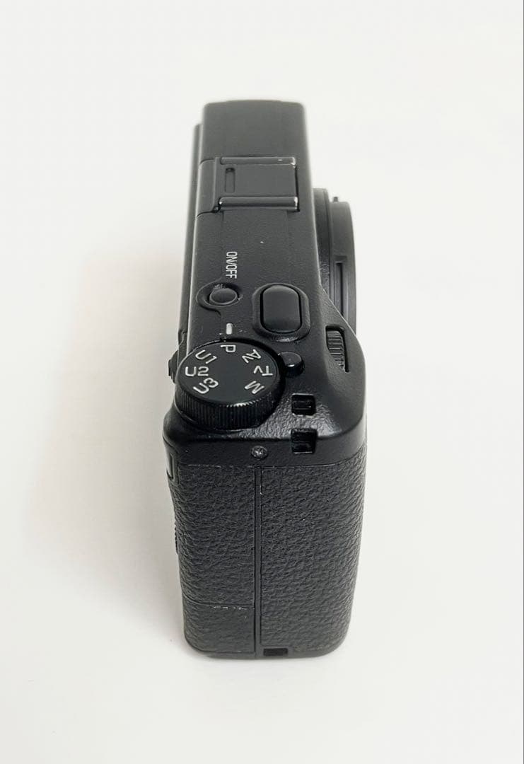 RICOH GR Ⅲ【大晦日、元旦のみ出品と大値引き】