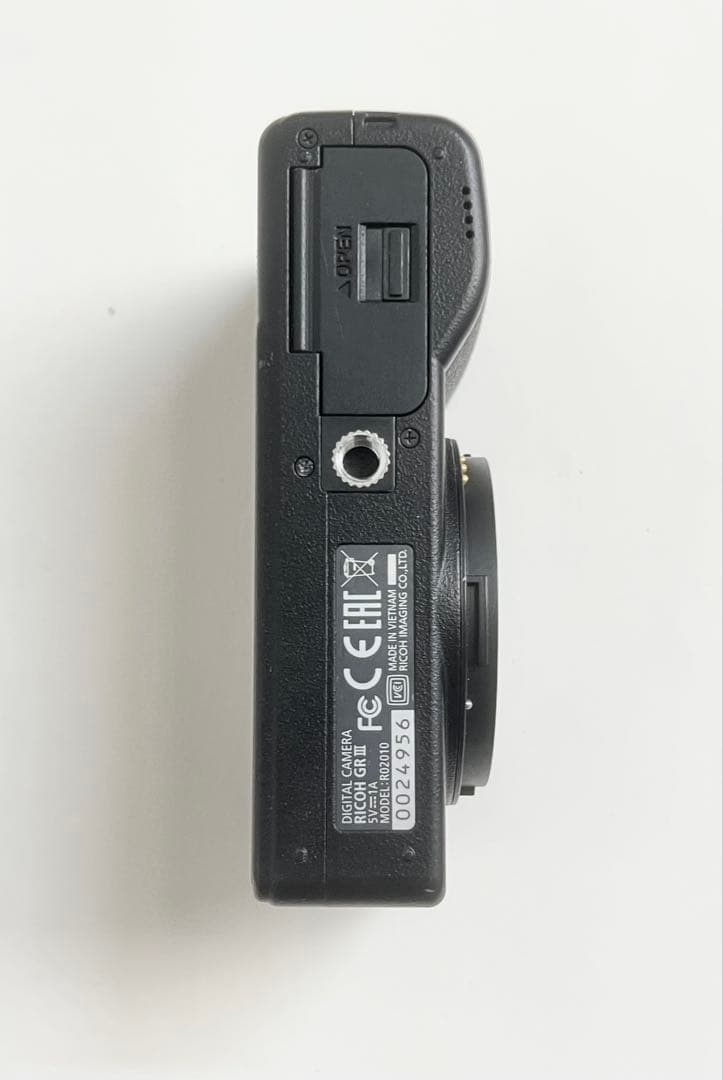 RICOH GR Ⅲ【大晦日、元旦のみ出品と大値引き】