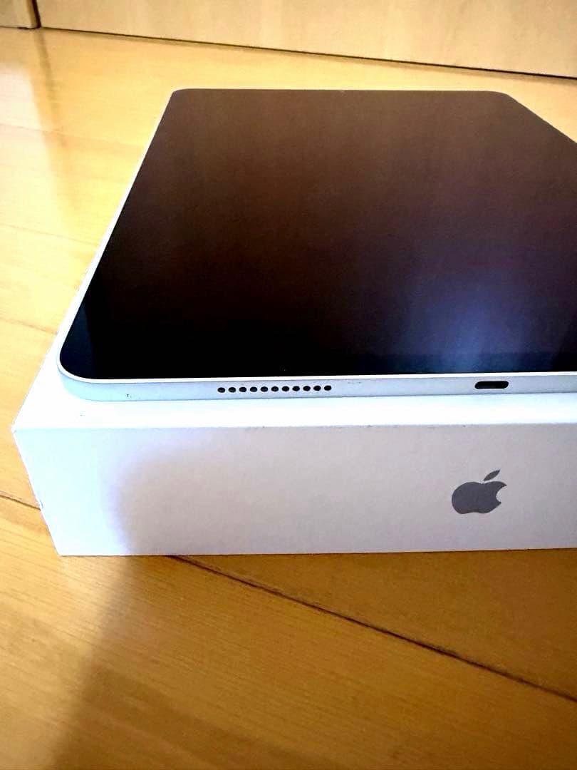 Apple iPad Pro第5世代12.9インチ シルバー wi-fiモデル