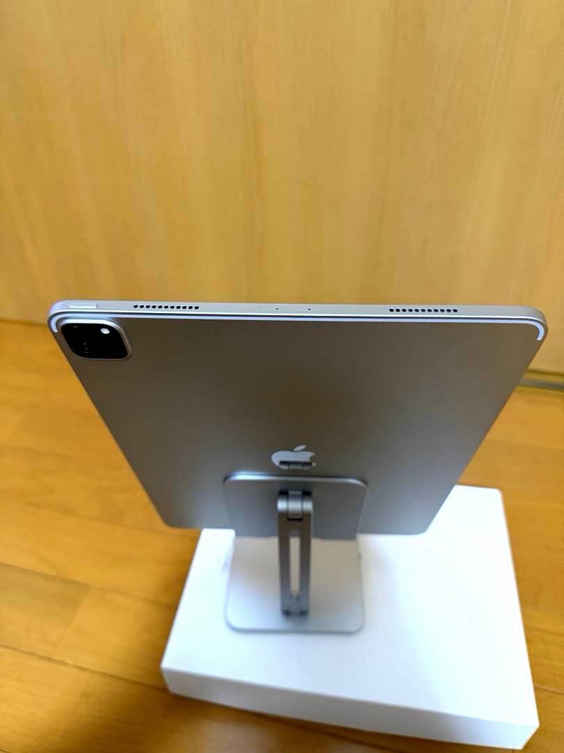 Apple iPad Pro第5世代12.9インチ シルバー wi-fiモデル