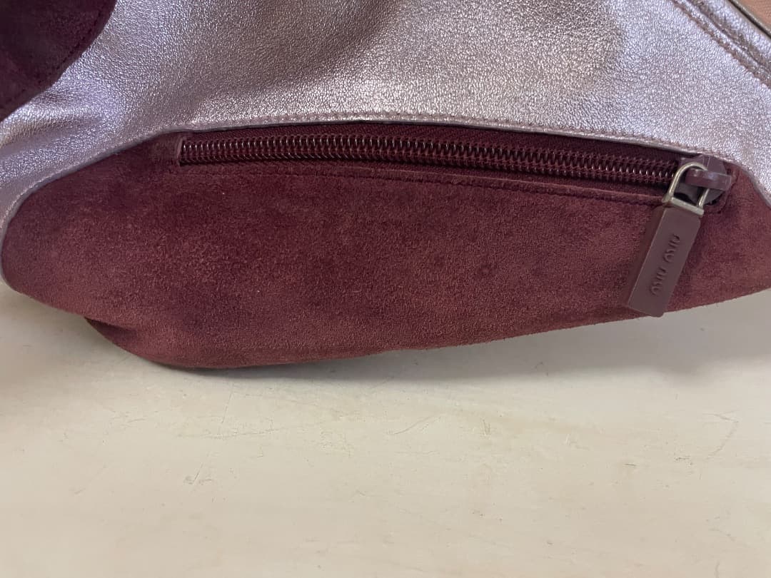 MIU MIU ボディバッグ