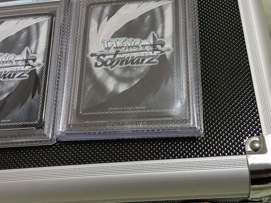 エミリア2枚 美音サイン1枚　まとめ売り