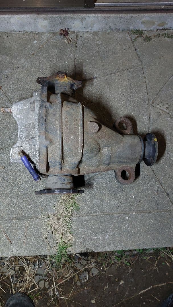 R200　37:9　4.1　デフ　ビスカス　5穴　ABS無し