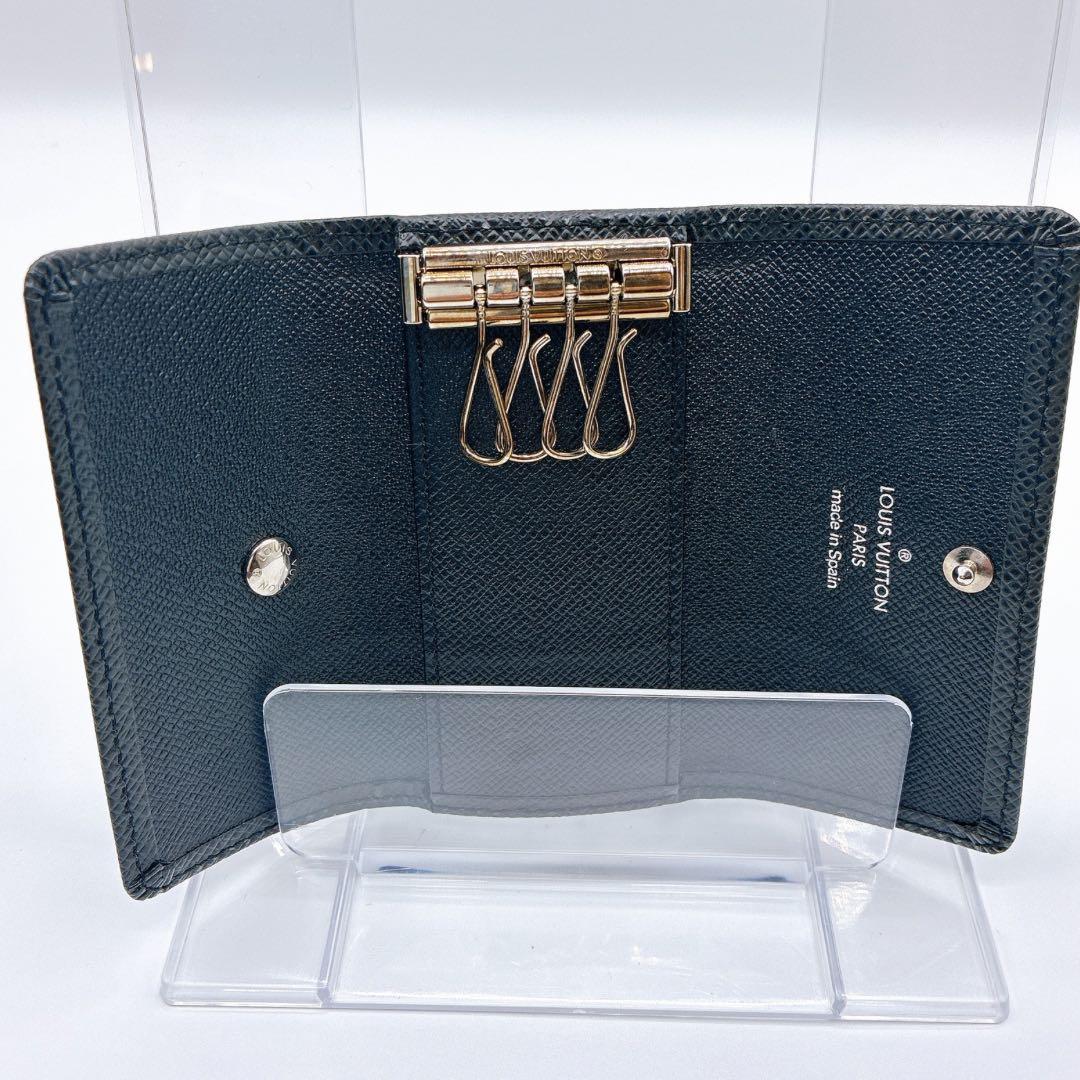 【美品】LOUIS VUITTON ルイヴィトン タイガ キーケース 4連 黒