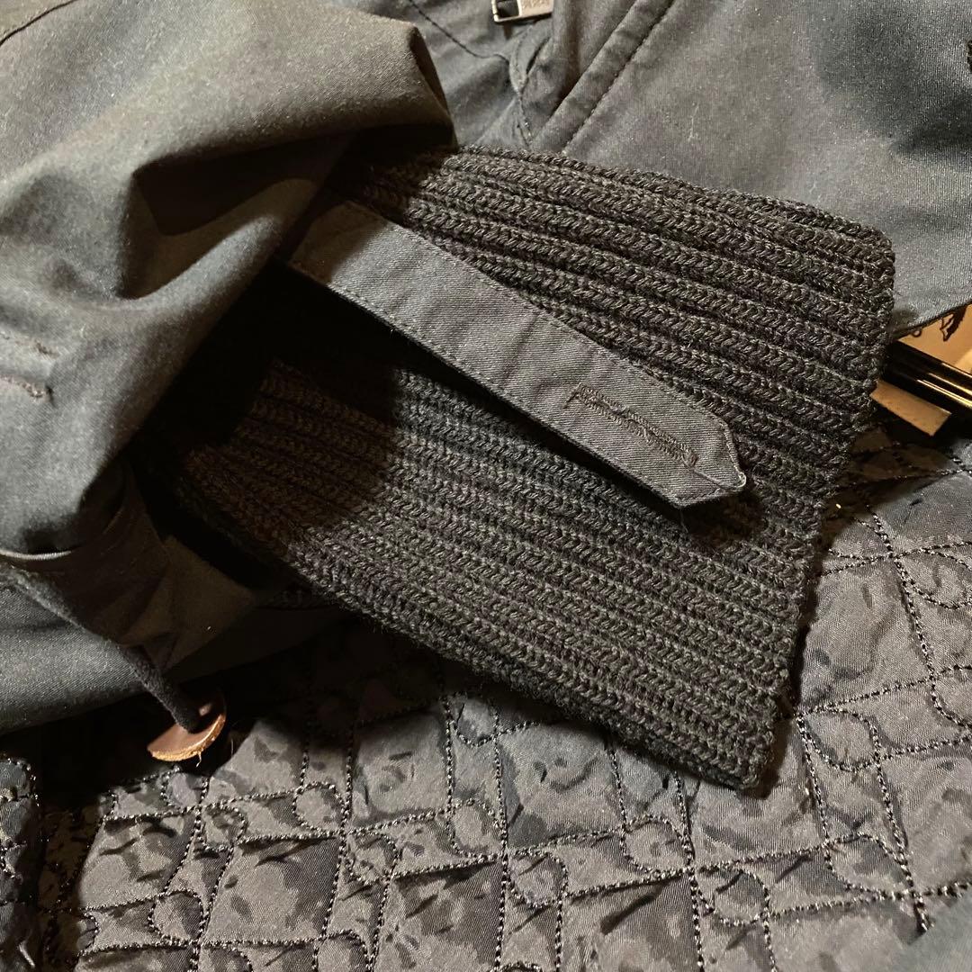 Akki　ANYA HINDMARCH ファー付