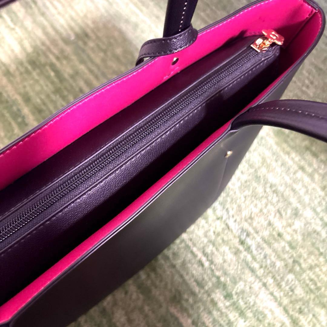 【送料込】MARYQUANTポーチ付トートバッグA4収納可通勤ビジネス黒×ピンク
