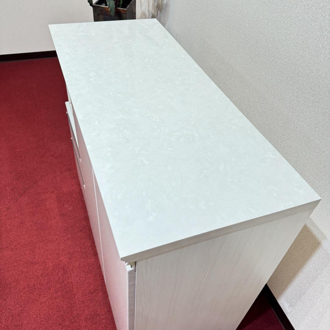 東京23区送料無料　マンション展示場未使用品　キッチンカウンター