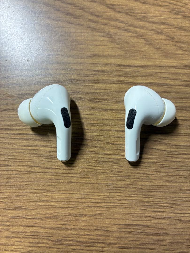 純正 Apple AirPods Pro 本体 充電ケース付き