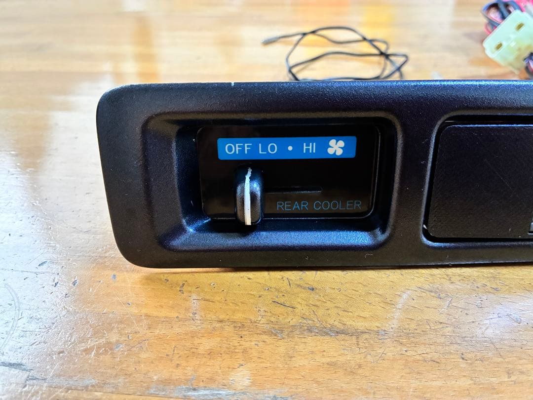 ハイエース　リアヒーター移設　温度調整コントロールキット　セミオート化