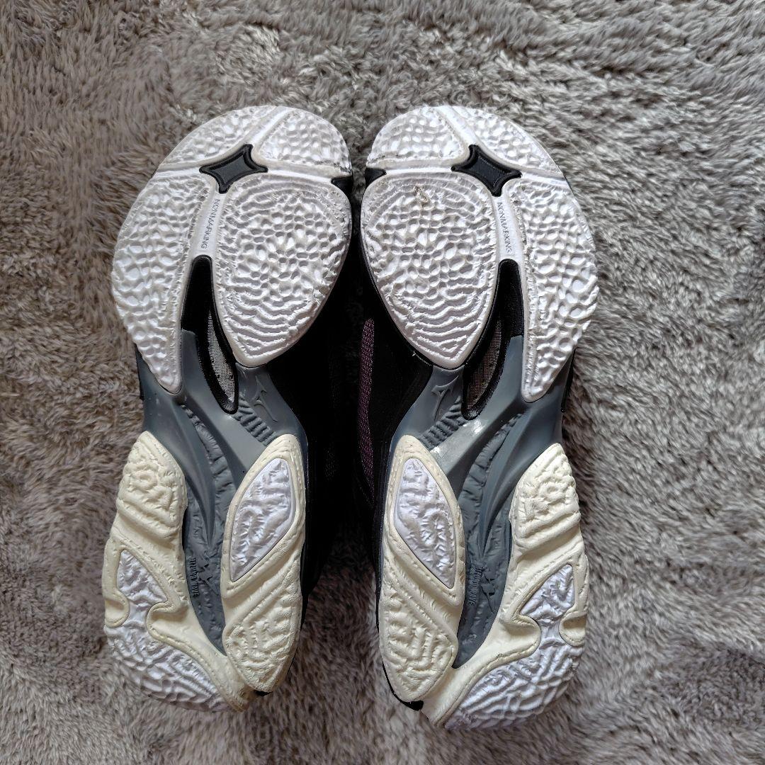 Mizuno バレーボールシューズ ウエーブライトニングZ8 WIDE 26.5