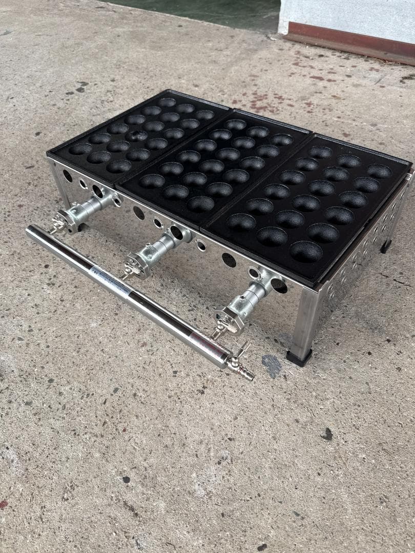 新品　業務用　たこ焼器　3連　大玉　18穴　プロパンガス　イベント　屋台⑴