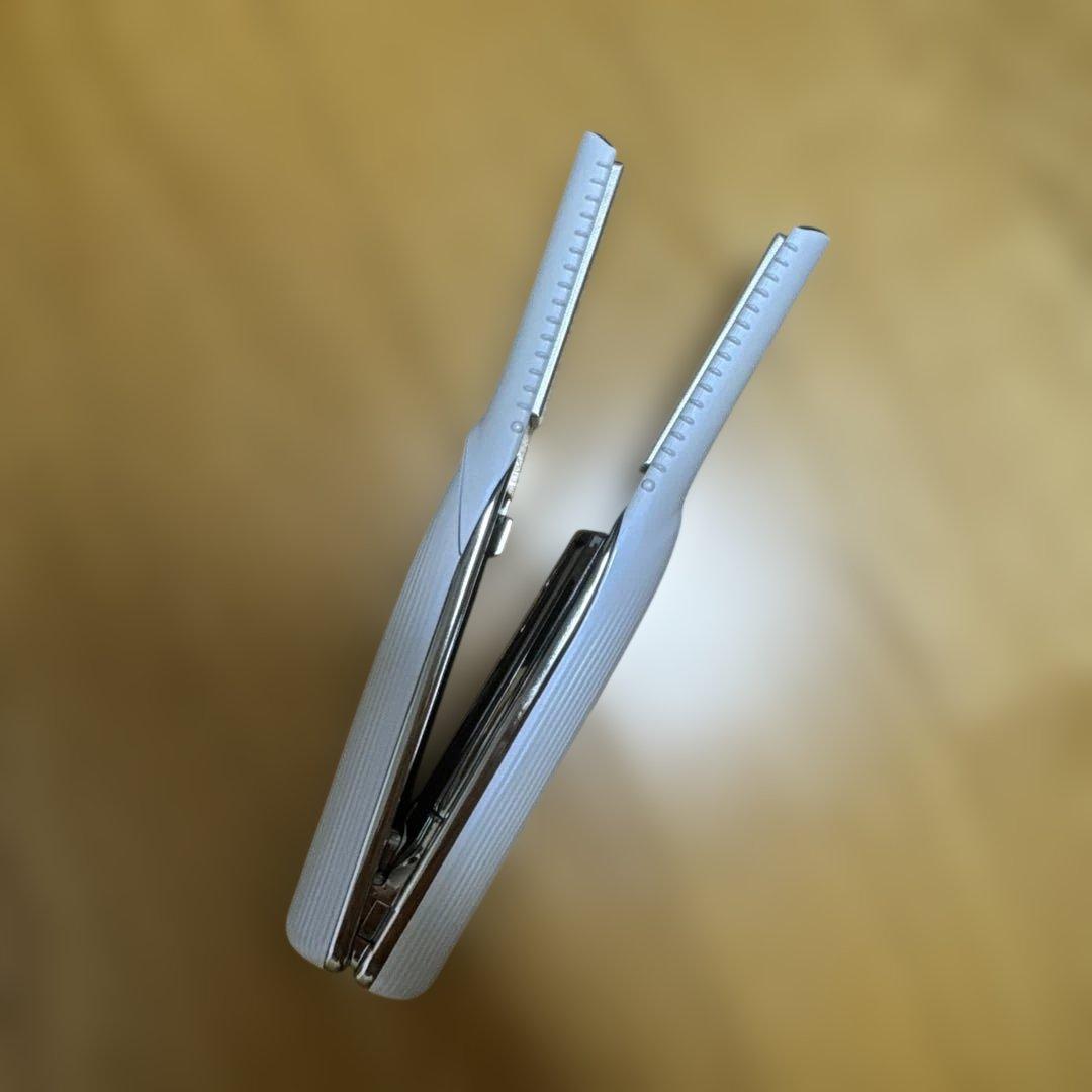 週末限定 ReFa ストレートヘアアイロン ホワイト