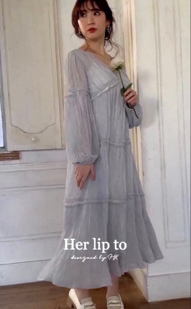 ワンピース herlipto monotone floral pleated dress