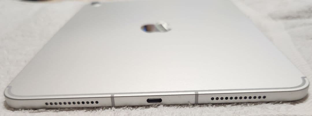 iPad11世代 (A16) Wi-Fi+Cellular 512GB　シルバー