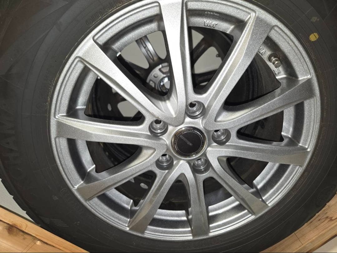 みゆりん専用:スタッドレスタイヤホイ一ルセット