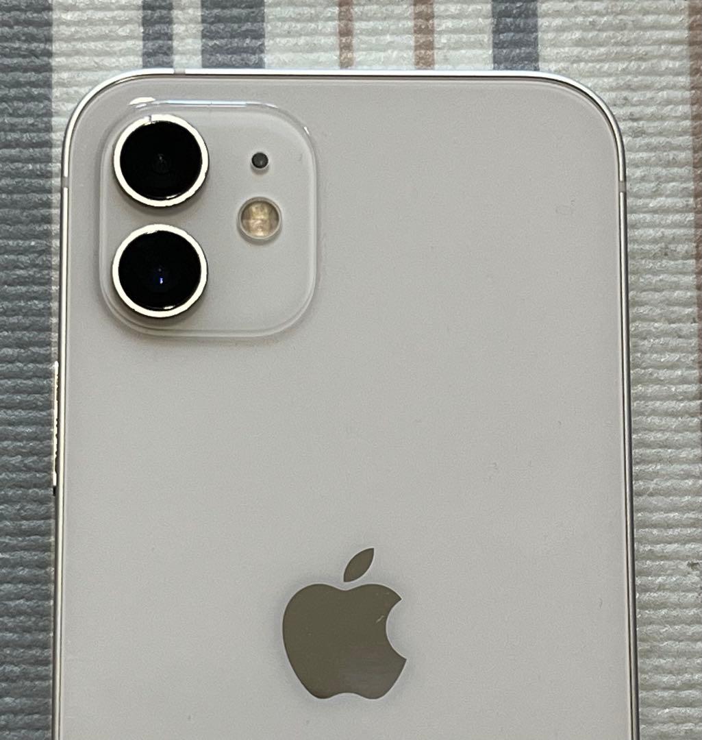 iPhone 12 128GB ホワイト