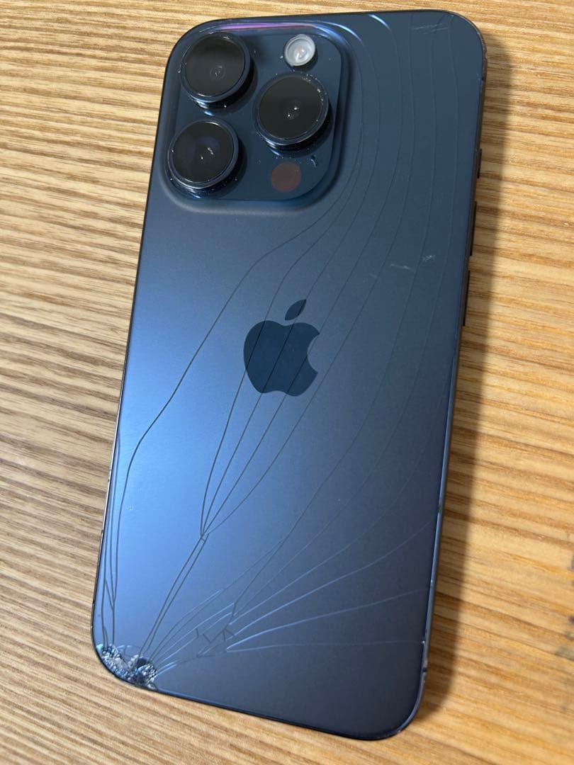 スマートフォン本体 iPhone 15 Pro 256GB