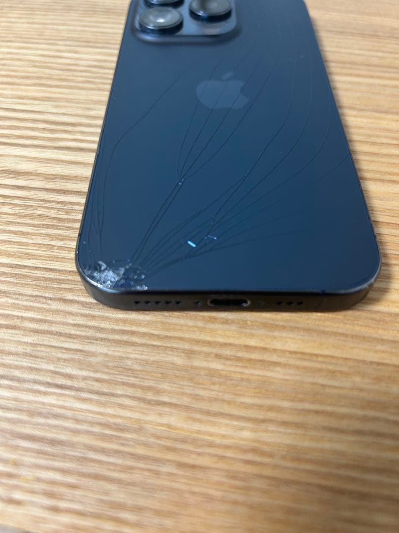 スマートフォン本体 iPhone 15 Pro 256GB