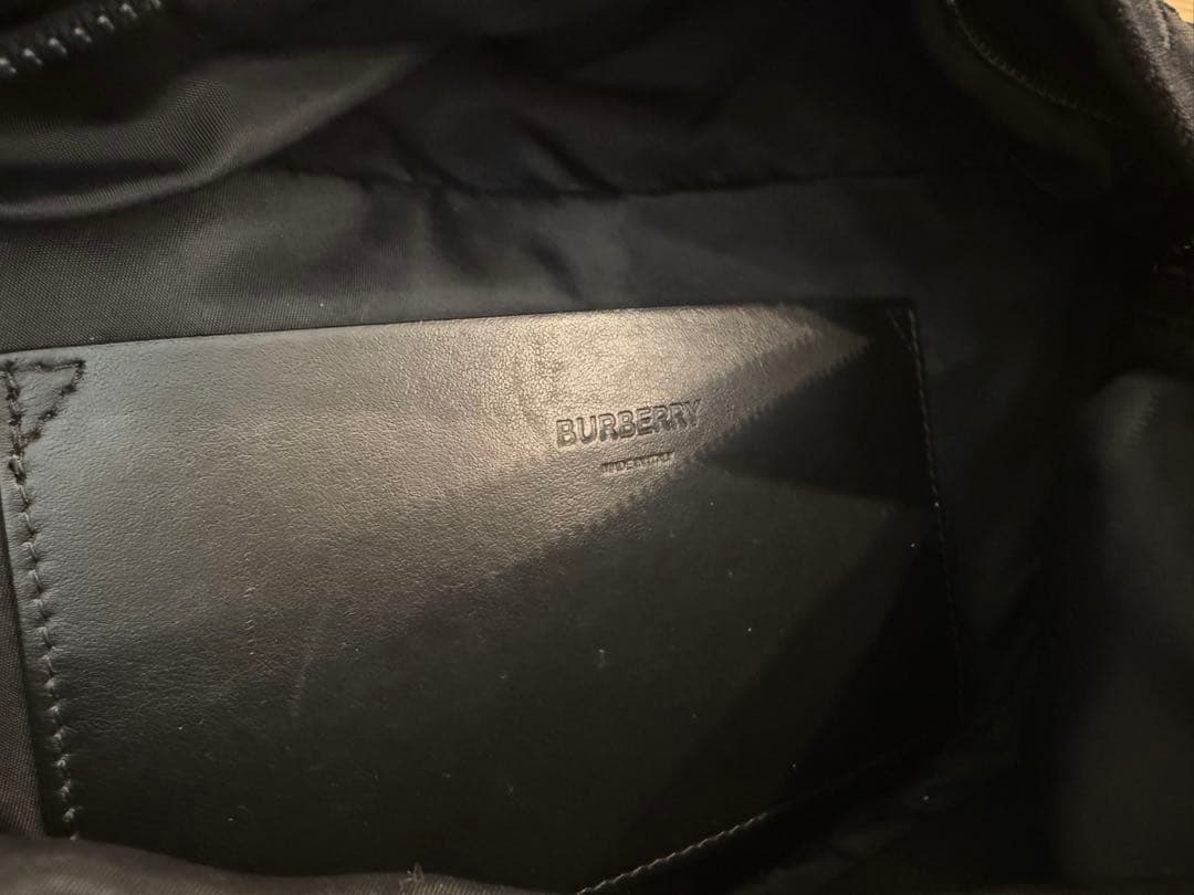 kwBURBERRY ボディバッグ・ウエストポーチ　ショルダーバッグ
