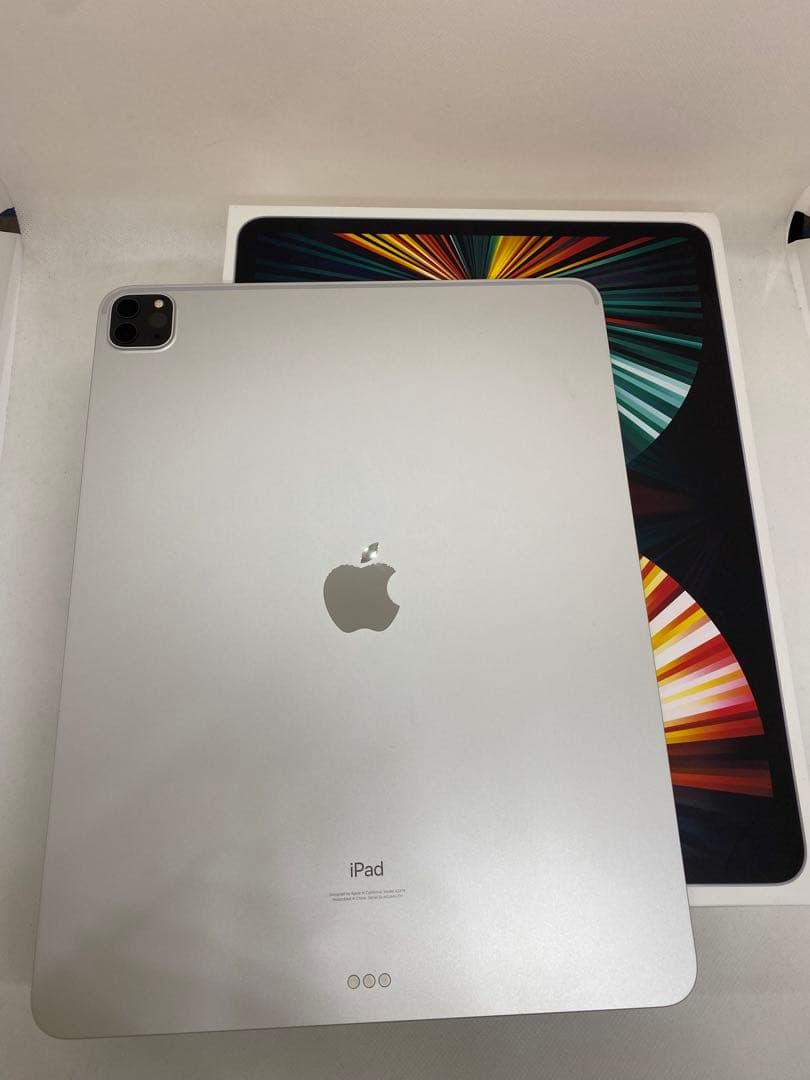 iPad Pro (12.9インチ) 第5世代 512GB MHJTH