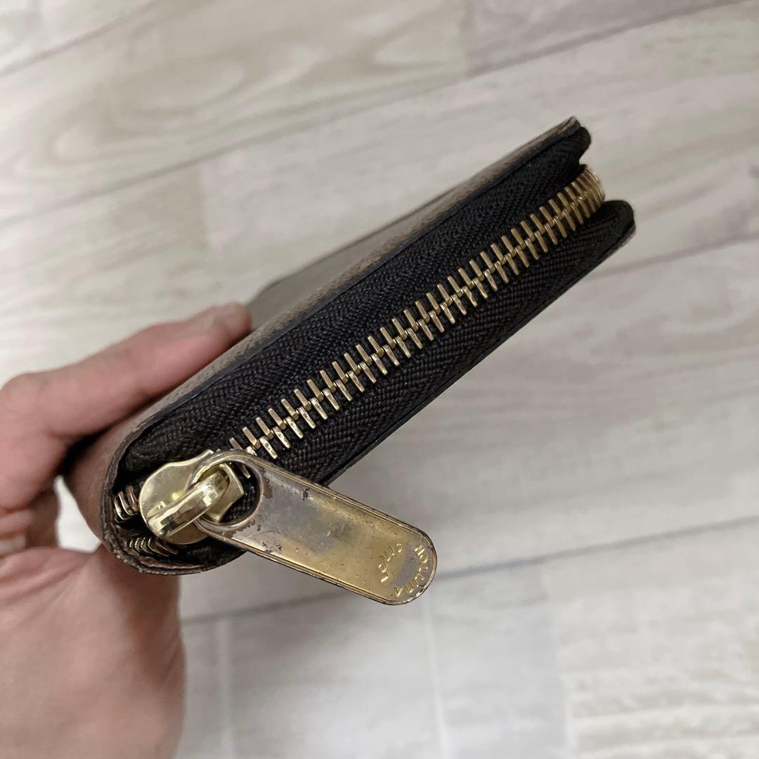 ルイヴィトン 長財布 ジッピーウォレット 新型モデル